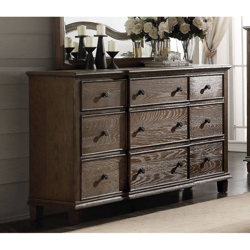 Dresser in Weathered Oak