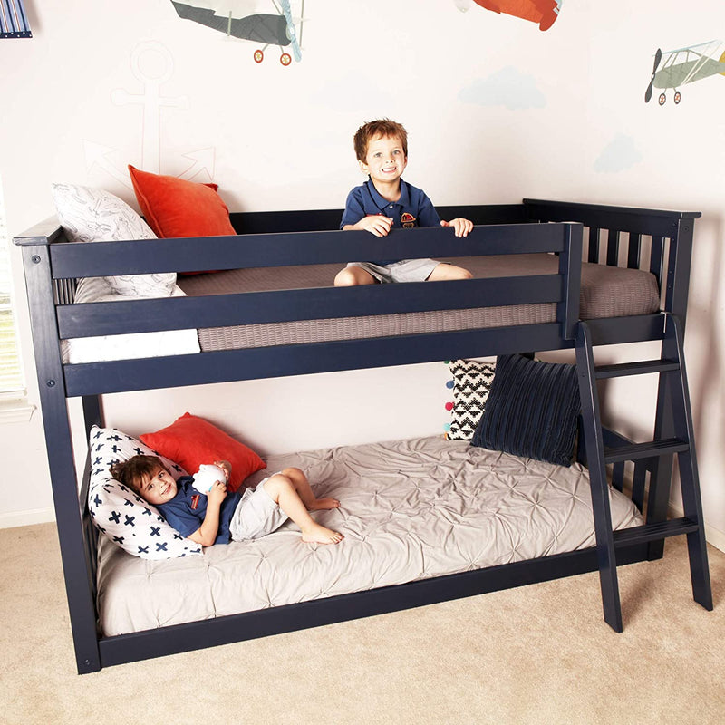 Max & Lily Solid Wood Twin Low Bunk Bed, Blue